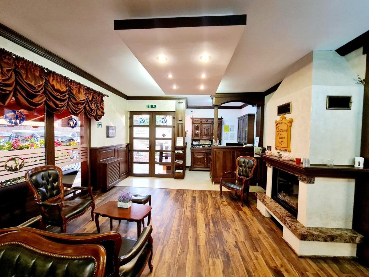 Pension Terra Alba Iulia Exteriör bild