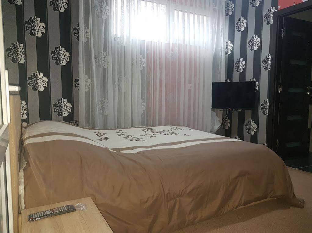 Pension Terra Alba Iulia Exteriör bild